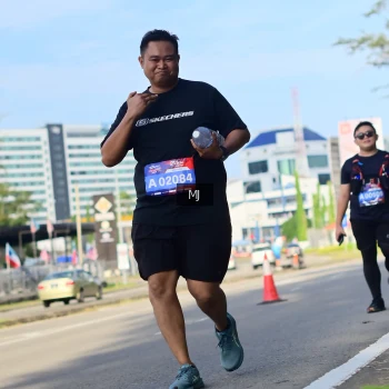 Runner Photo 3549515