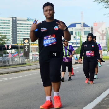 Runner Photo 3549615