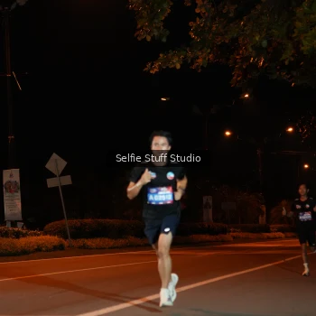 Runner Photo 3549875