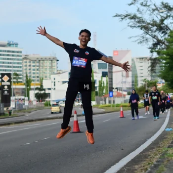 Runner Photo 3549951