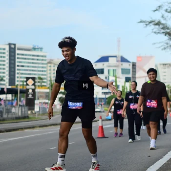 Runner Photo 3549966