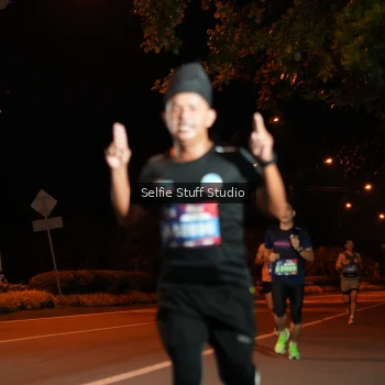 Runner Photo 3550000