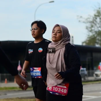 Runner Photo 3550002