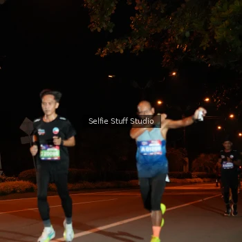 Runner Photo 3550006