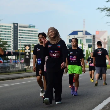 Runner Photo 3550008