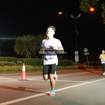 Runner Photo 3550182