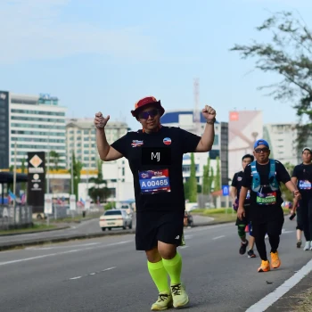 Runner Photo 3550223