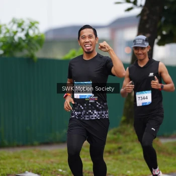 Runner Photo 3550248