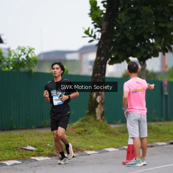 Runner Photo 3550296