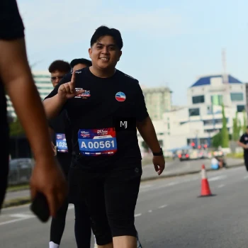 Runner Photo 3550325