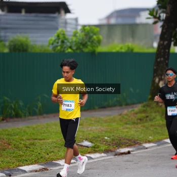 Runner Photo 3550341