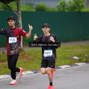 Runner Photo 3550361