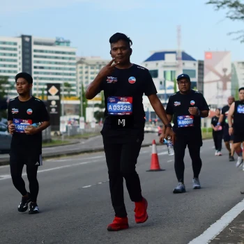 Runner Photo 3550364