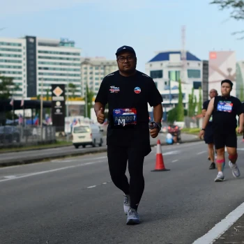 Runner Photo 3550366