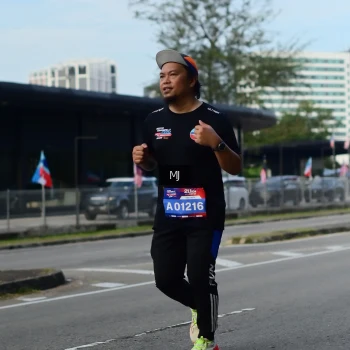 Runner Photo 3550375