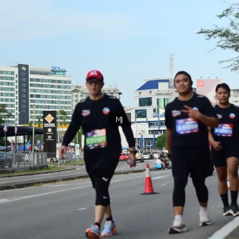 Runner Photo 3550470