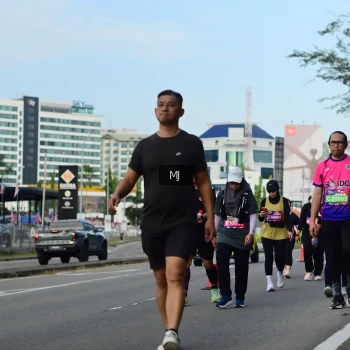 Runner Photo 3550636