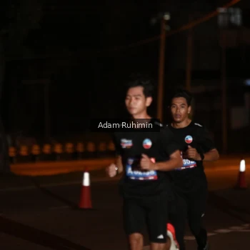 Runner Photo 3550643