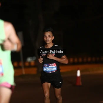 Runner Photo 3550671