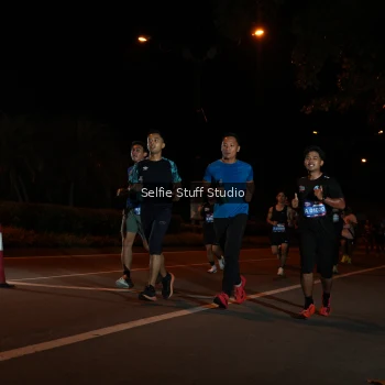 Runner Photo 3550709