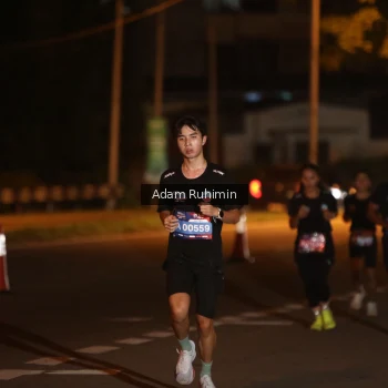 Runner Photo 3550755