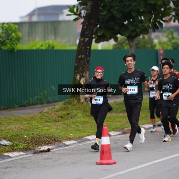 Runner Photo 3550761