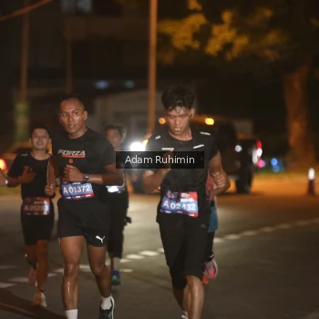Runner Photo 3550762