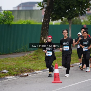 Runner Photo 3550763