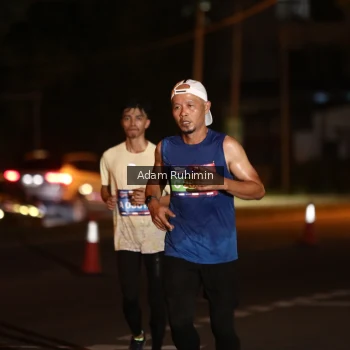 Runner Photo 3550765