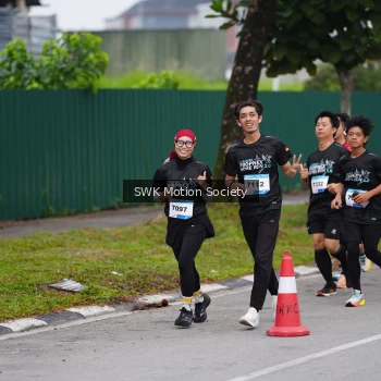 Runner Photo 3550771