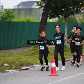 Runner Photo 3550776