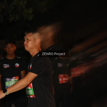 Runner Photo 3550793