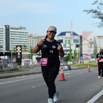 Runner Photo 3550796
