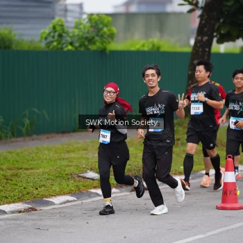 Runner Photo 3550805