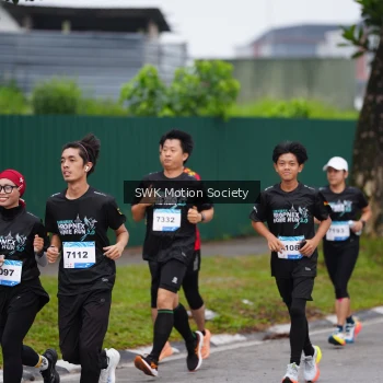 Runner Photo 3550812