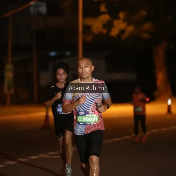 Runner Photo 3550815