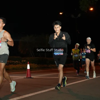 Runner Photo 3550825