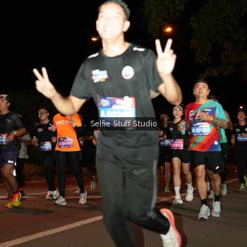 Runner Photo 3550844