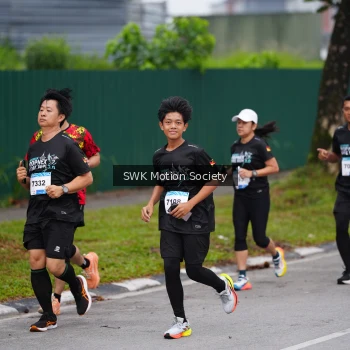 Runner Photo 3550846