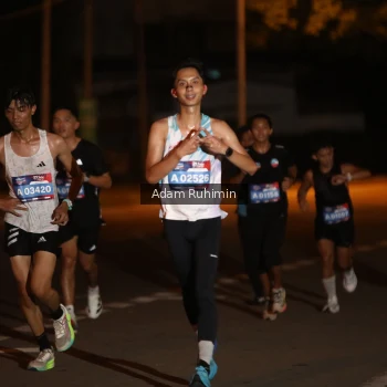 Runner Photo 3550853