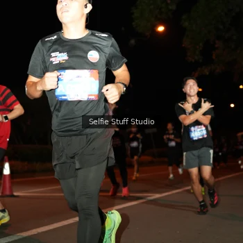 Runner Photo 3550857