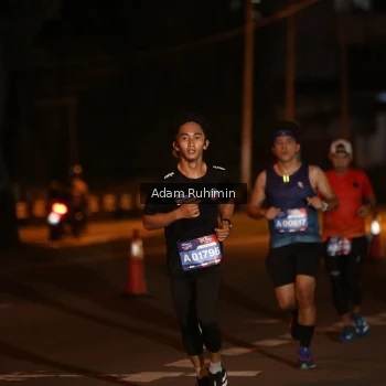 Runner Photo 3550861