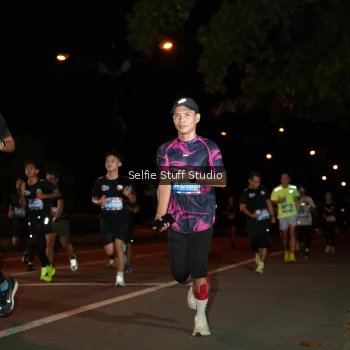 Runner Photo 3550866