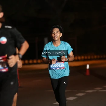 Runner Photo 3550868