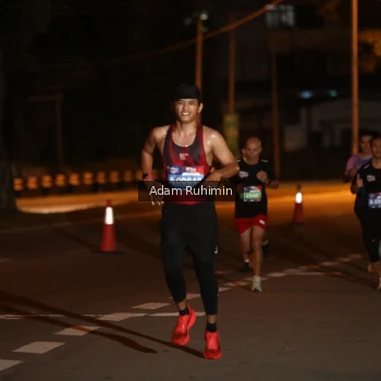 Runner Photo 3550869