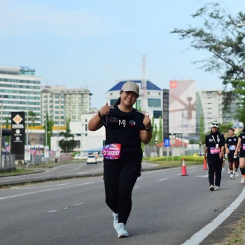 Runner Photo 3550878