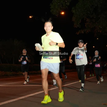 Runner Photo 3550880