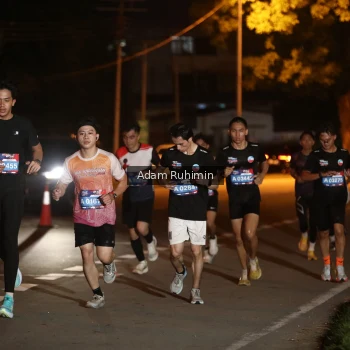 Runner Photo 3550885