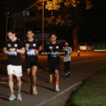 Runner Photo 3550887