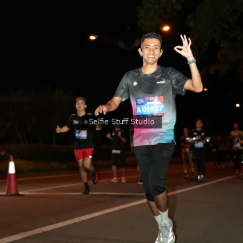 Runner Photo 3550903